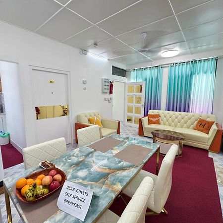 Ontrack Travel Transit Hotel Μαλέ Εξωτερικό φωτογραφία